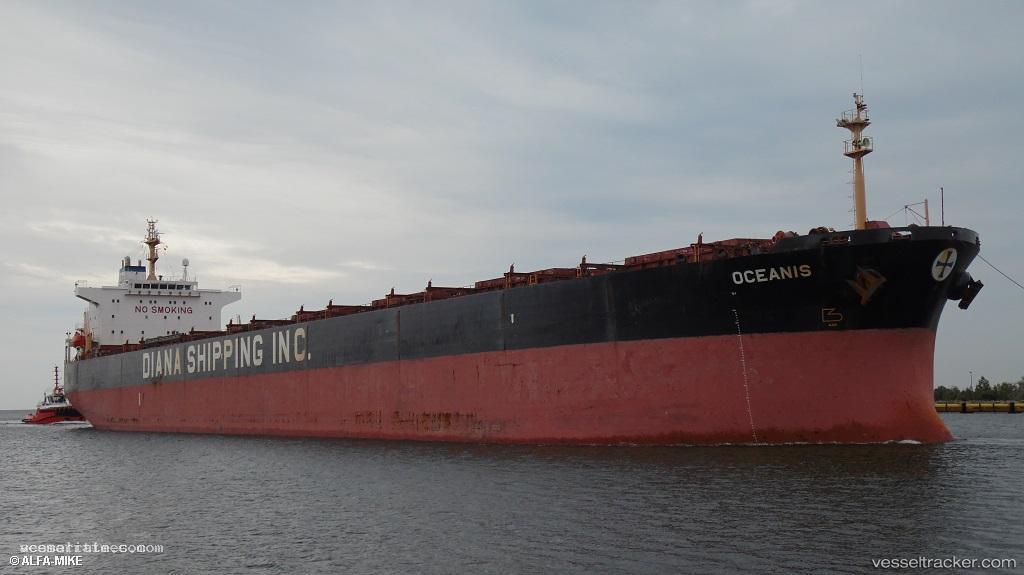 Golden-Pioneer - Bulk Carrier vessel registered in Panama