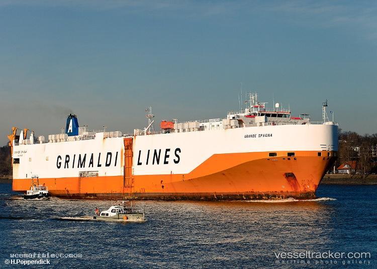 Grande-Spagna - Vehicles Carrier vessel registered in Italy