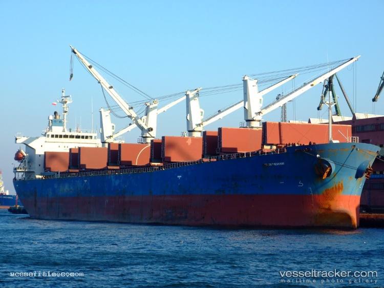 Crown-Vision - Bulk Carrier vessel registered in Bangladesh
