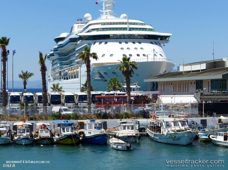 Serenade-Of-The-Seas - Cruise Ship vessel registered in Bahamas