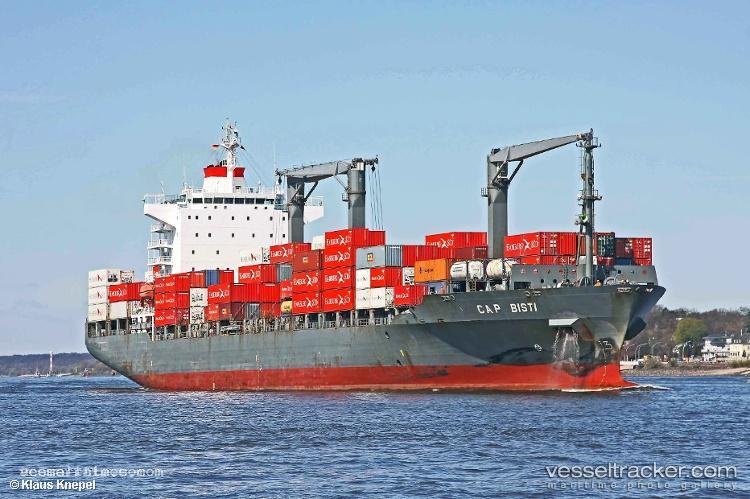 Maersk-Newbury - Container Ship vessel registered in Singapore