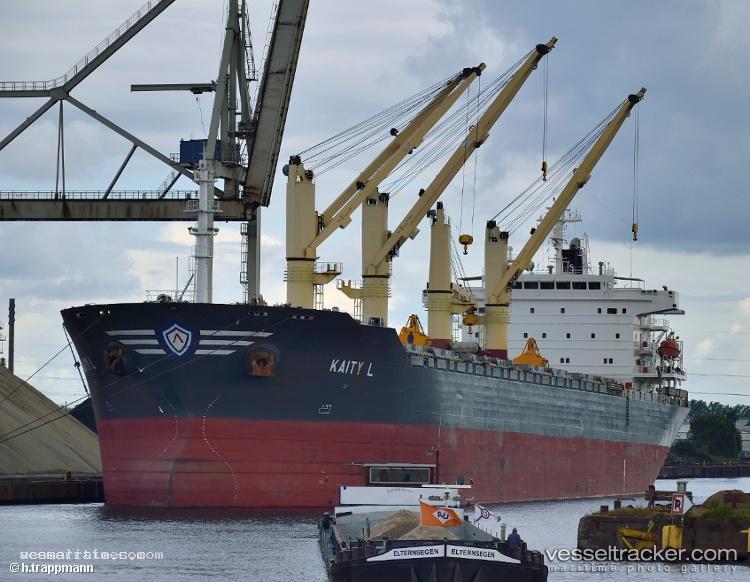 Shun-Ding-69 - Bulk Carrier vessel registered in China