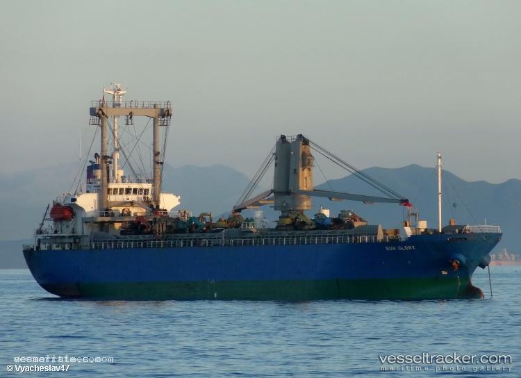 Sky - General Cargo Ship vessel registered in Tanzania