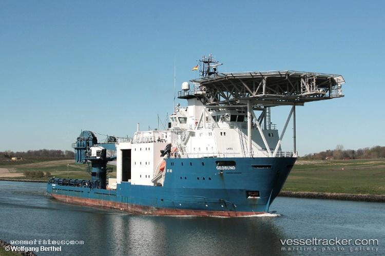 Sun - Offshore Support Vessel vessel registered in Cayman Islands