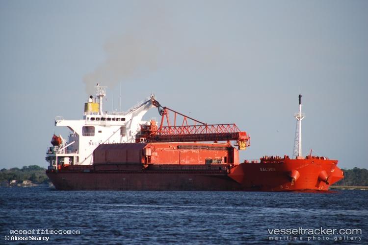 Venture - Self Discharging Bulk Carrier vessel registered in Liberia