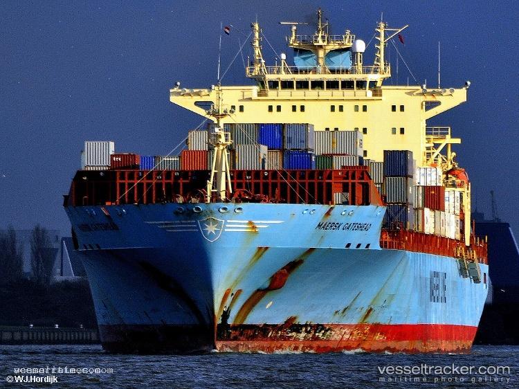 Maersk-Gateshead - Container Ship vessel registered in Singapore