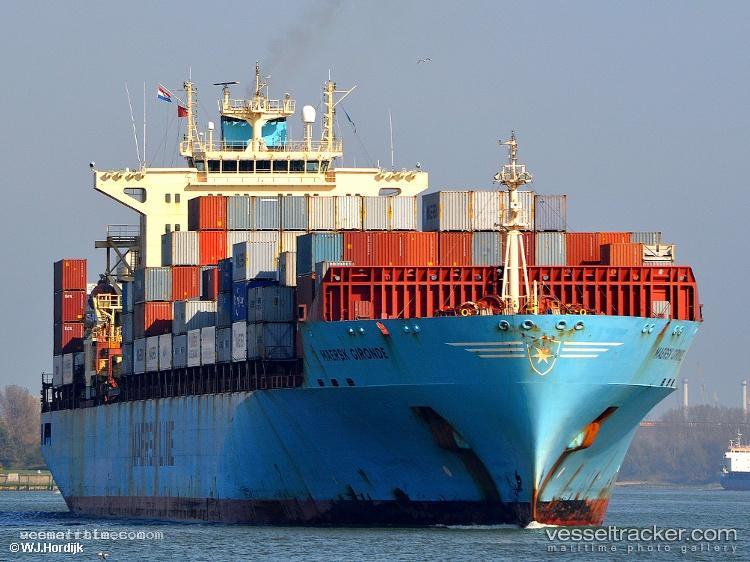 Maersk-Gironde - Container Ship vessel registered in Singapore