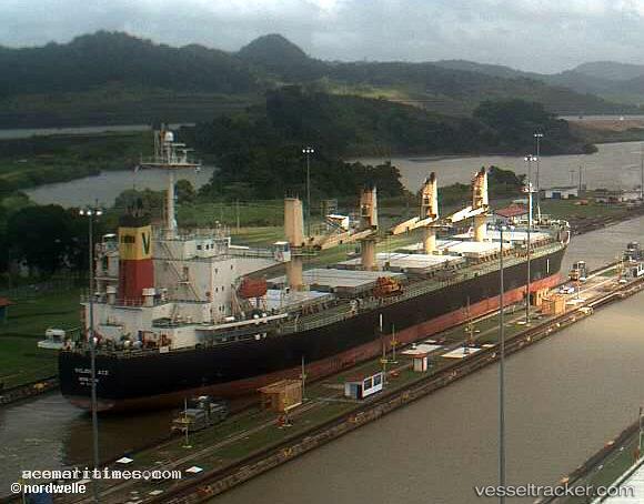 Aris-Lucky - Bulk Carrier vessel registered in Panama