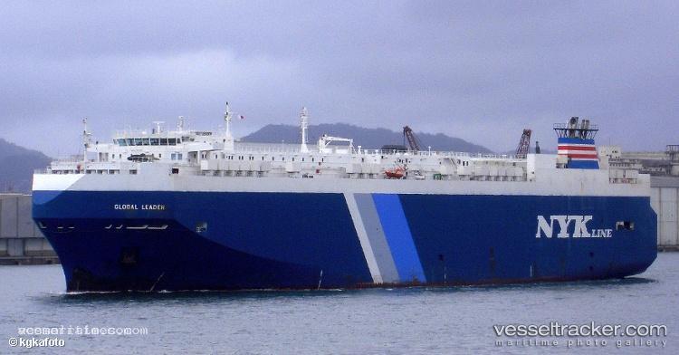 Global-Leader - Vehicles Carrier vessel registered in Bahamas