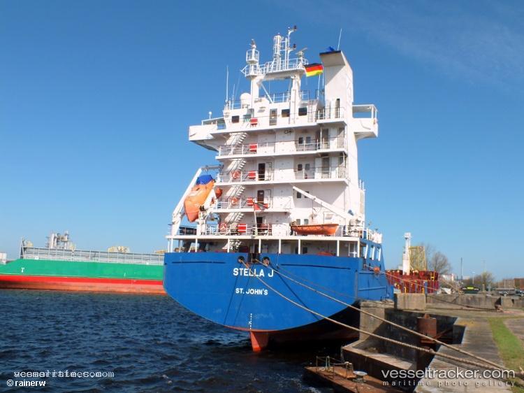 Limousine-Express - General Cargo Ship vessel registered in Saint Kitts and Nevis