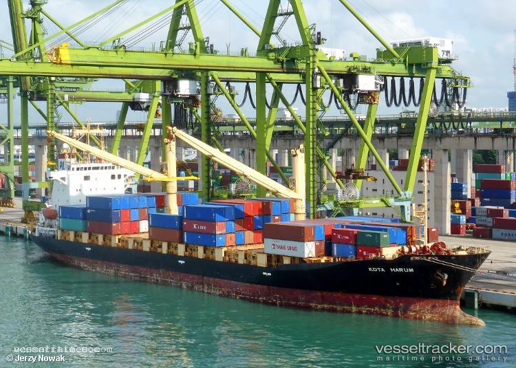 Kota-Harum - Container Ship vessel registered in Singapore