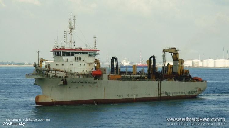 J.s.-De-Elcano - Hopper Dredger vessel registered in Luxembourg