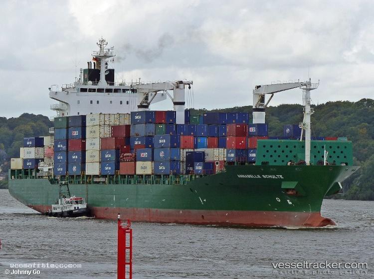 Msc-Resilient-Iii - Container Ship vessel registered in Liberia