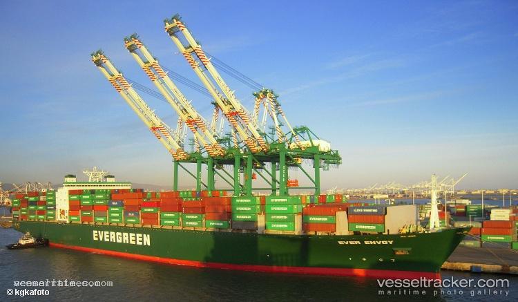 Ever-Envoy - Container Ship vessel registered in United Kingdom