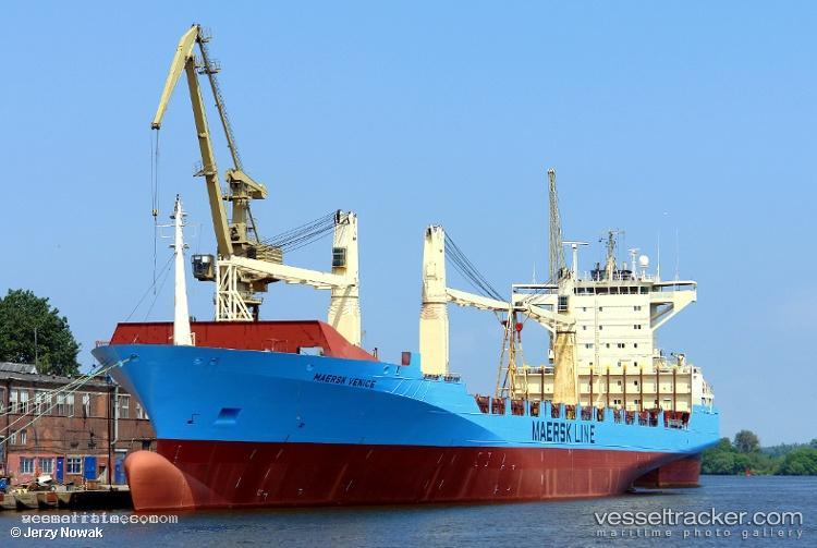 Msc-Amy - Container Ship vessel registered in Portugal