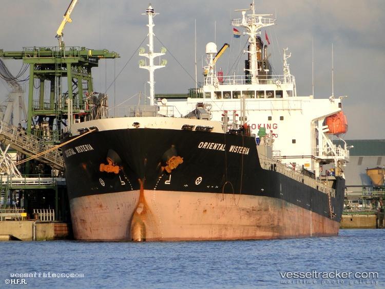 Mac-Singapore - Chemical Oil Products Tanker vessel registered in Indonesia