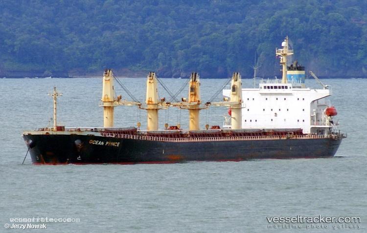 Ocean-Prince - Bulk Carrier vessel registered in Hong Kong