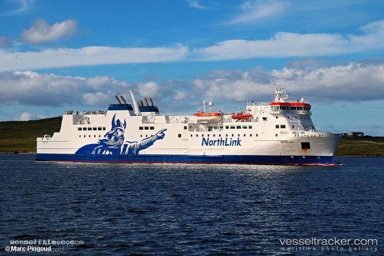 Mv-Hjaltland - Passenger Ro Ro Cargo Ship vessel registered in United Kingdom