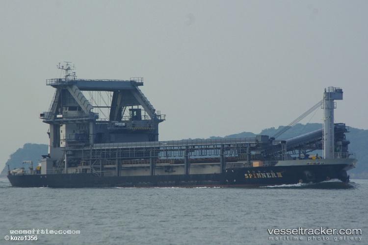 Supinner-3 - Pusher Tug vessel registered in Japan