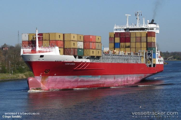 K-pacific - Container Ship vessel registered in Antigua and Barbuda
