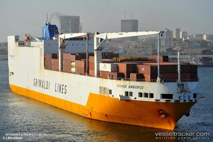 Grande-Amburgo - Ro Ro Cargo Ship vessel registered in Italy
