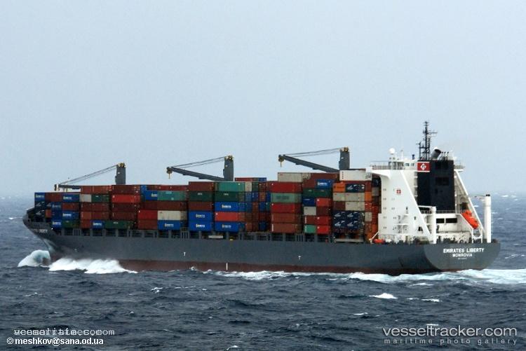 Independent-Future - Container Ship vessel registered in Portugal