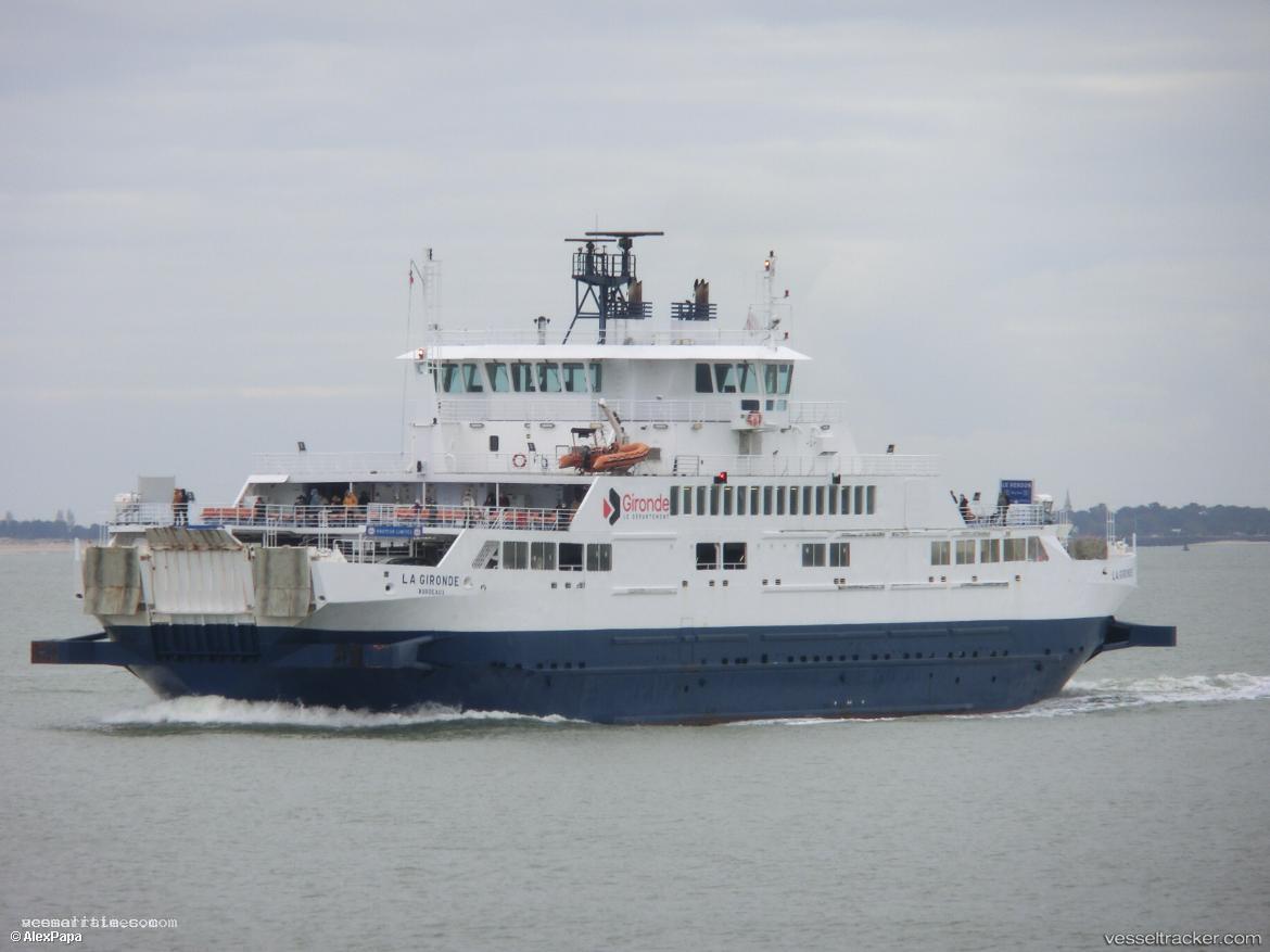 La-Gironde - Passenger Ro Ro Cargo Ship vessel registered in France