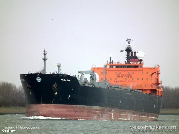 Golden-Glory - Crude Oil Tanker vessel registered in Hong Kong
