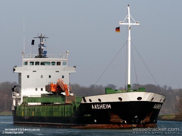 Aasheim - Aggregates Carrier vessel registered in Portugal