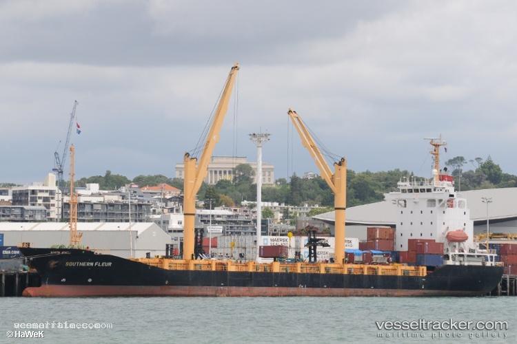 Sunny-Dahlia - Container Ship vessel registered in South Korea