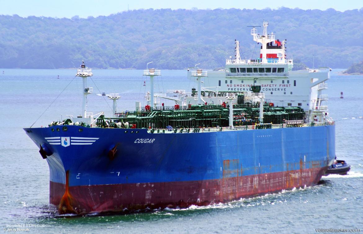 Douga - Bulk Carrier vessel registered in Panama