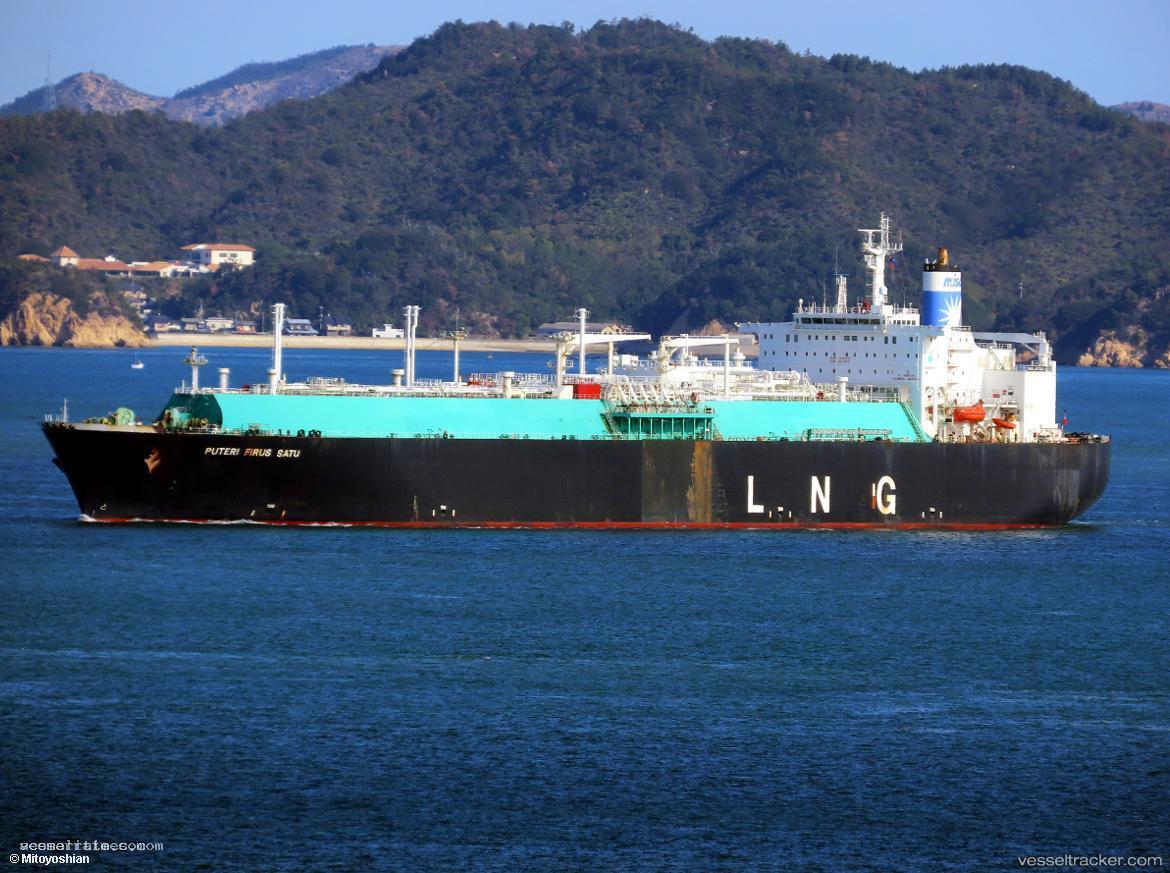 Puteri-Firus-Satu - Lng Tanker vessel registered in Malaysia