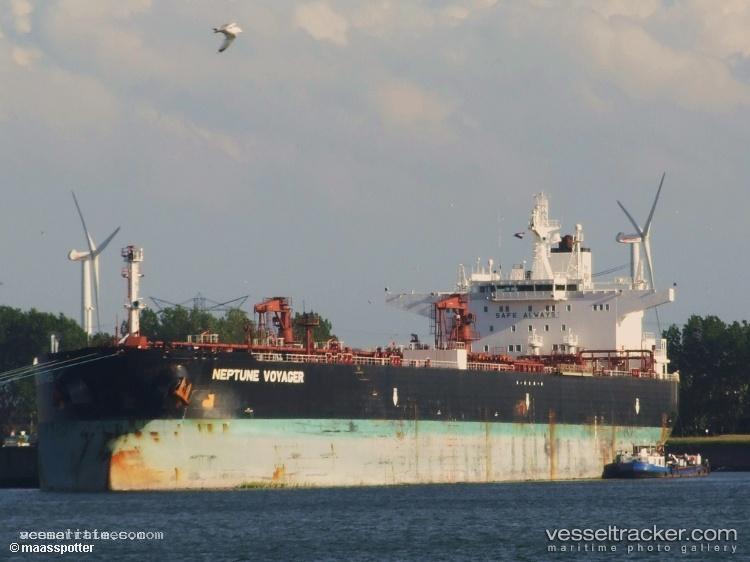 Nusa-Merdeka - Crude Oil Tanker vessel registered in Indonesia