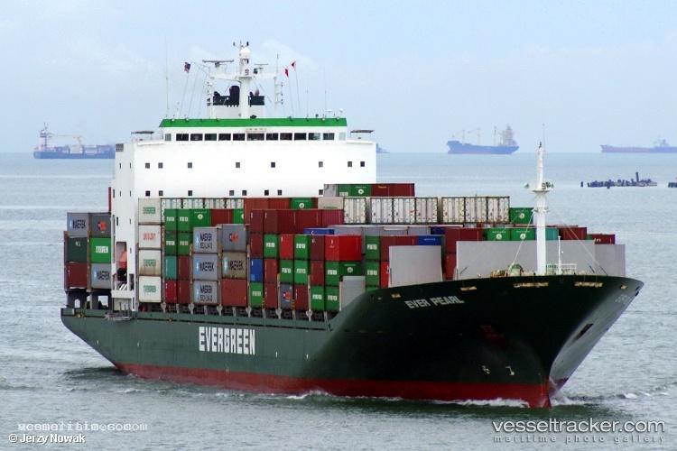 Ever-Pearl - Container Ship vessel registered in Singapore