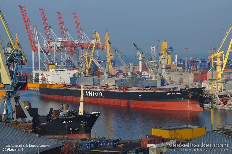 Nota-App - Bulk Carrier vessel registered in Panama