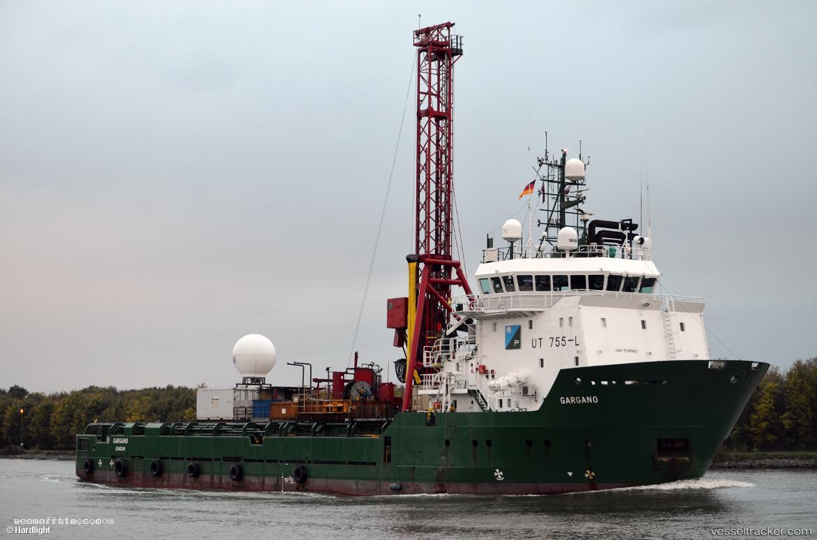 Fugro-Revelation - Offshore Tug Supply Ship vessel registered in Bahamas