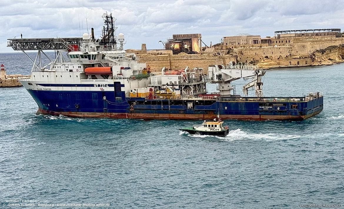 Island-Frontier - Well Stimulation Vessel vessel registered in Norway