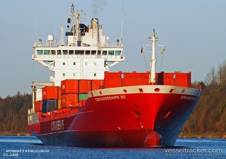 Nova - Container Ship