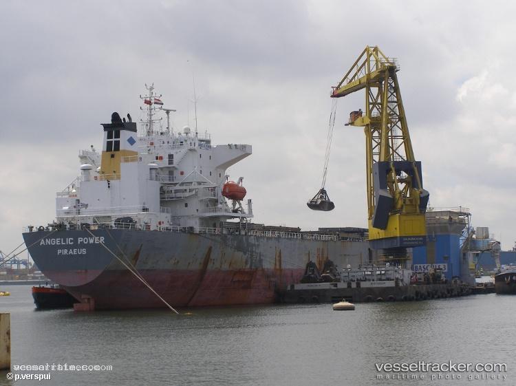 Zen-Merit - Bulk Carrier vessel registered in Panama