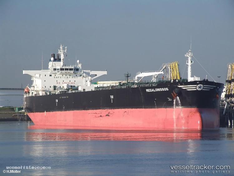 Invicta - Crude Oil Tanker