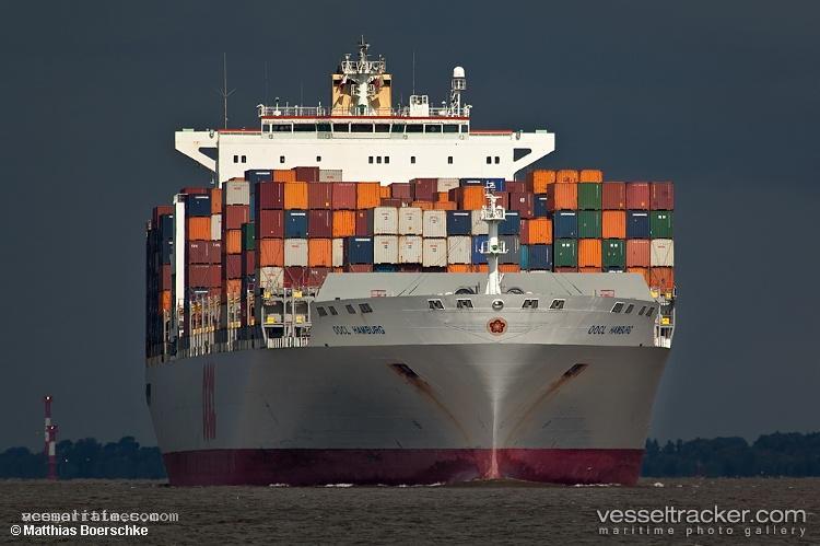 Oocl-Hamburg - Container Ship vessel registered in Hong Kong