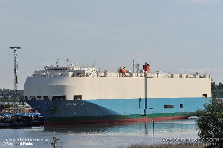 Morning-Crest - Vehicles Carrier vessel registered in Japan