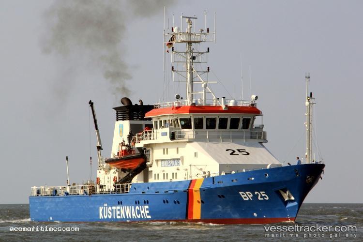 Bayreuth - Pollution Control Vessel vessel registered in Germany