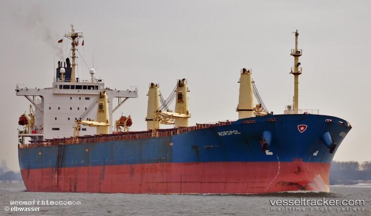 New-Pioneer - Bulk Carrier vessel registered in Panama