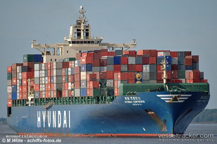 Msc-Anshika-Vi - Container Ship vessel registered in Portugal