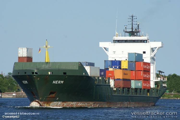Energy - Container Ship vessel registered in Portugal