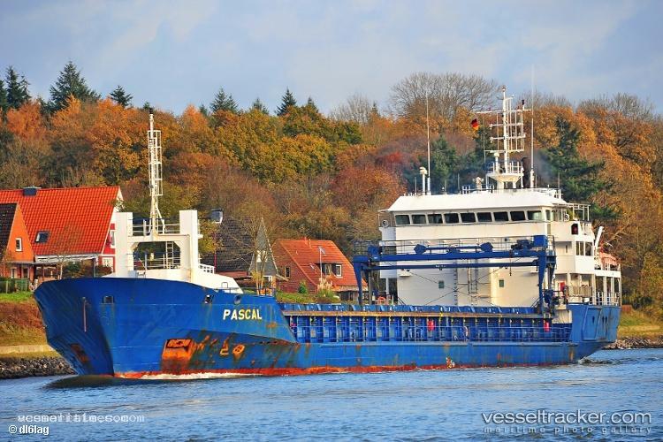 Rix-Union - Deck Cargo Ship vessel registered in Cyprus