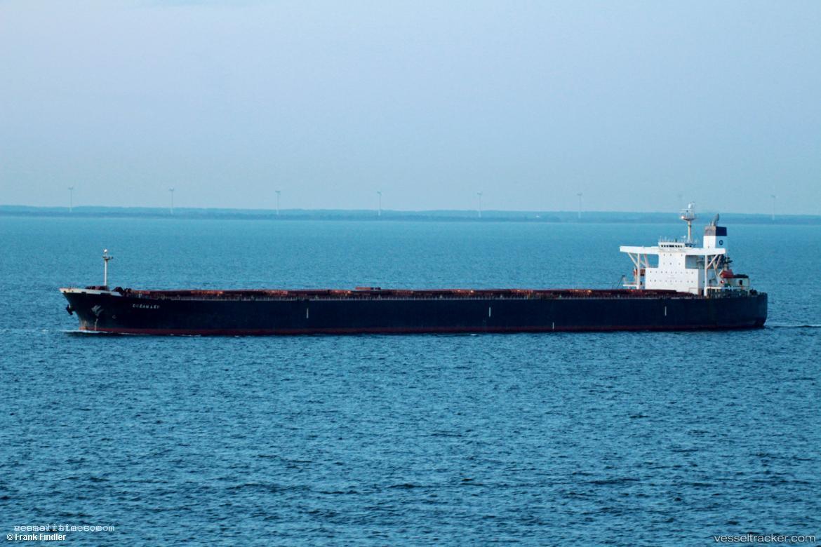 Ocean-Leo - Bulk Carrier vessel registered in Liberia