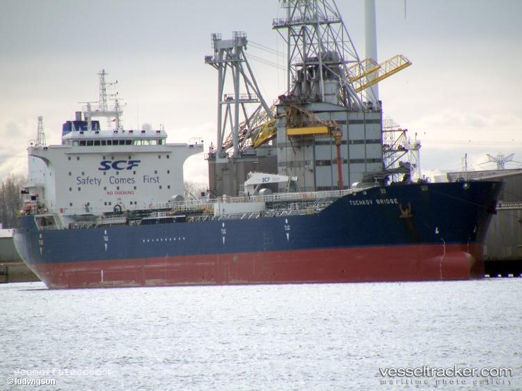 Valor - Crude Oil Tanker vessel registered in Liberia
