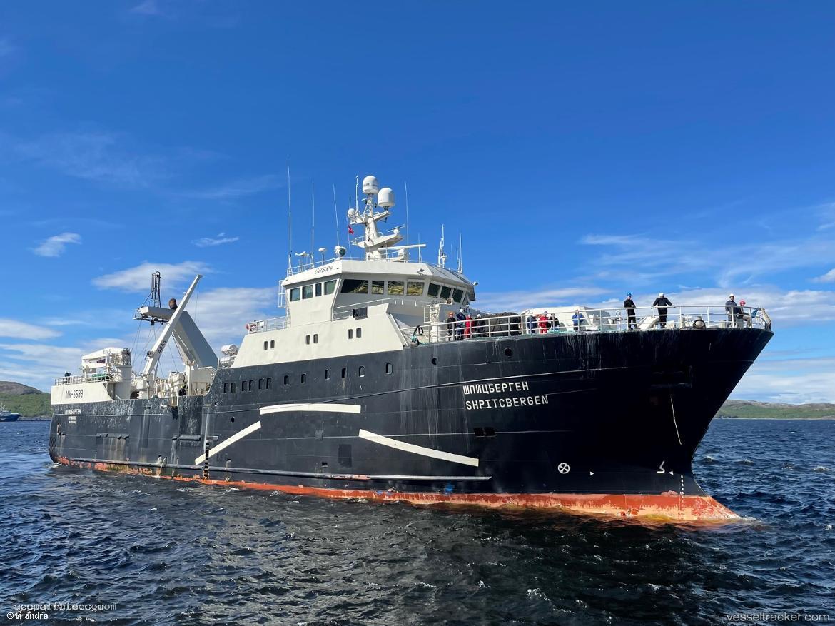 Spitcbergen - Fishing Vessel vessel registered in Russia